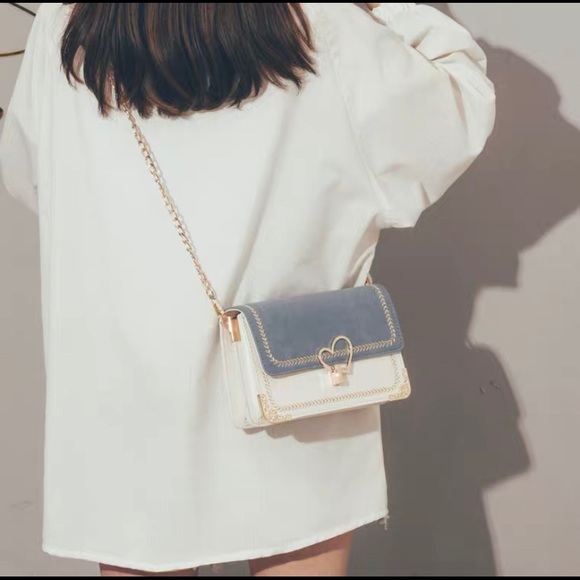 Women’s Crossbody Bag
